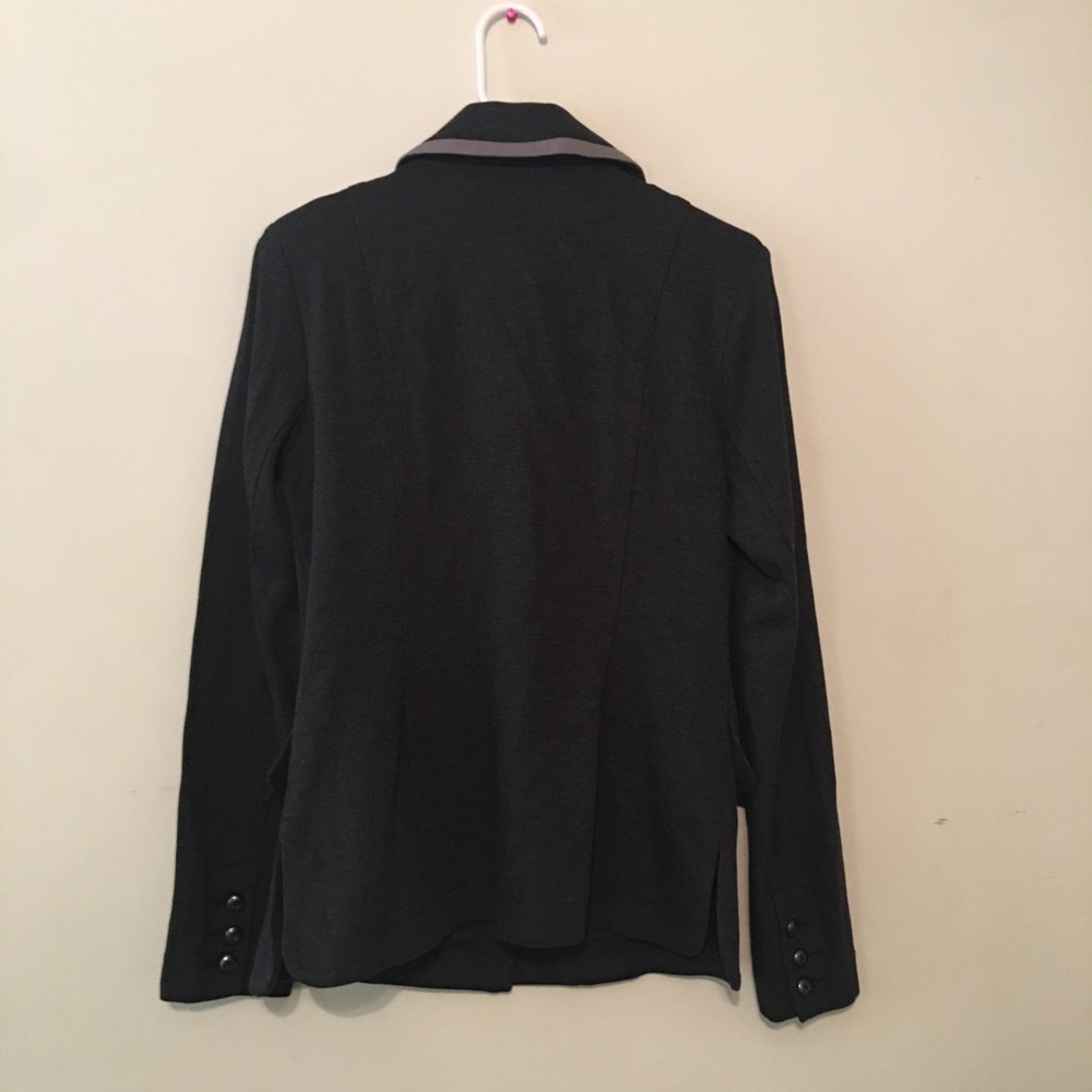 Cabi Crew Blazer - Picture 4 of 8